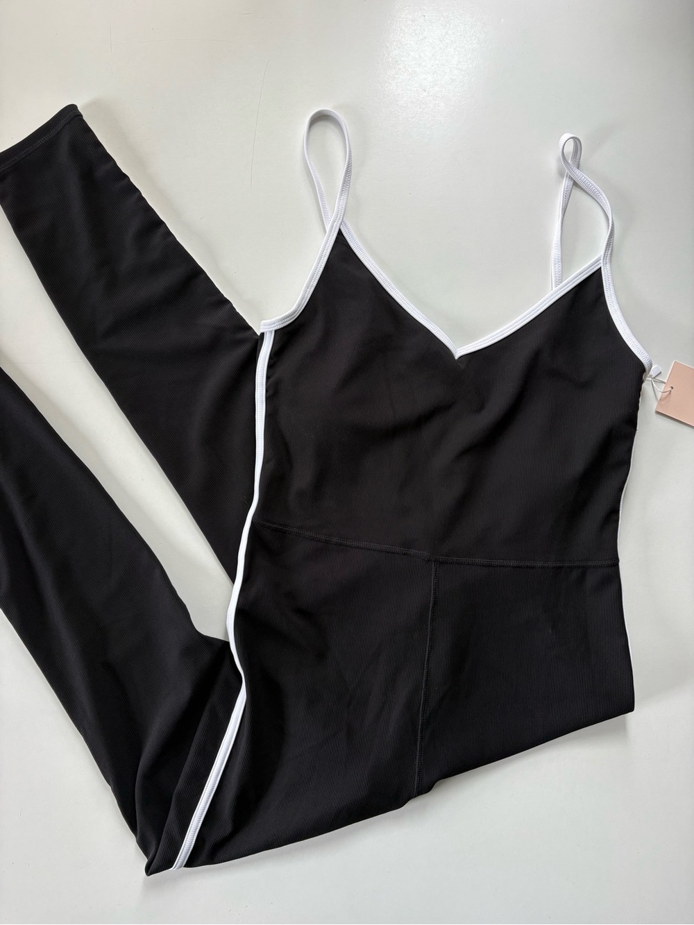 WILO NWT Ribbed Jumpsuit Large - Picture 3 of 11